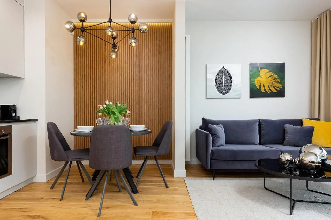 Mennica Residence - City Center By Renters Prestige ワルシャワ アパートホテル