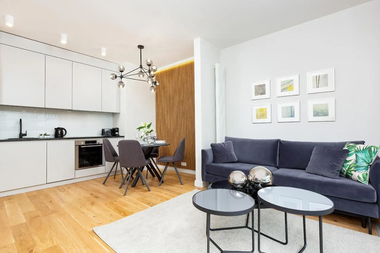 Mennica Residence - City Center By Renters Prestige ワルシャワ アパートホテル