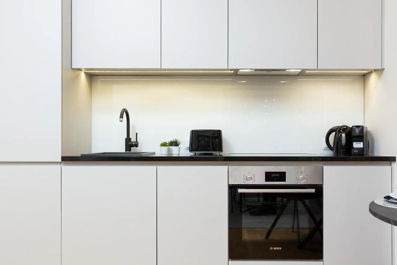 アパートホテル Mennica Residence - City Center By Renters Prestige ワルシャワ